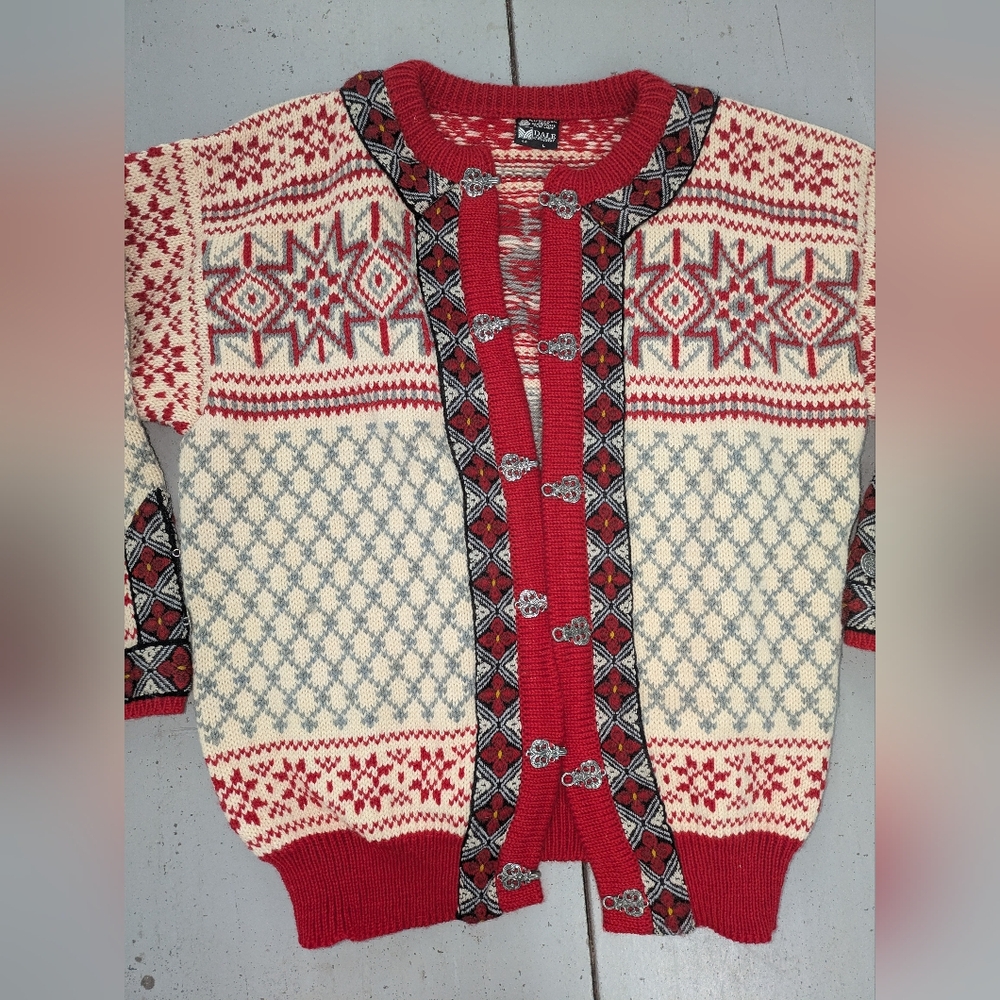 Dale of Norway Pure Wool Metal Clasp Vintage Sweater Cardigan Size Large - Picture 2 of 7